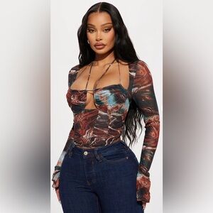 Fashio Nova corset style top